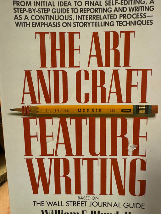The Art and Craft of Feature Writing: Based on The Wall Street Journal Guide (Pocket) - Bokia.no