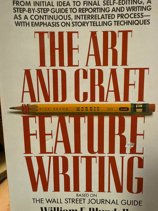 The Art and Craft of Feature Writing: Based on The Wall Street Journal Guide (Pocket) - Bokia.no