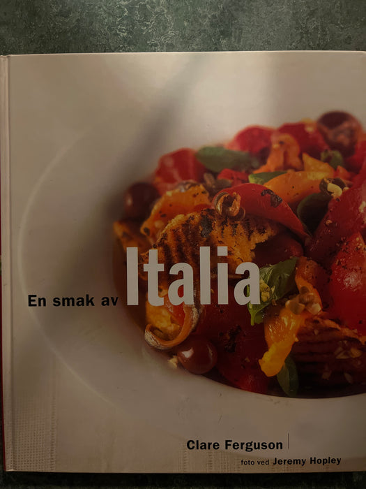 En smak av Italia (Innbundet) - Bokia.no