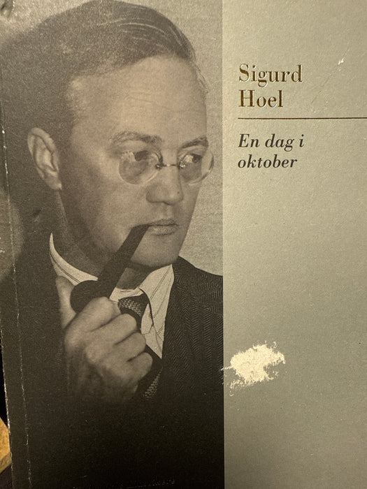 En dag i oktober (Pocket) - Bokia.no