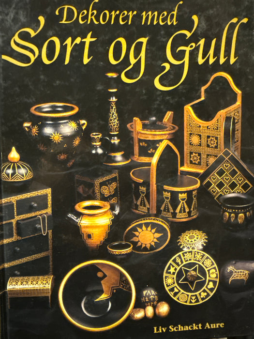 Dekorer med sort og gull (Innbundet) - Bokia.no