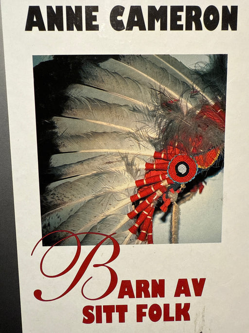 Barn av sitt folk (Innbundet) - Bokia.no