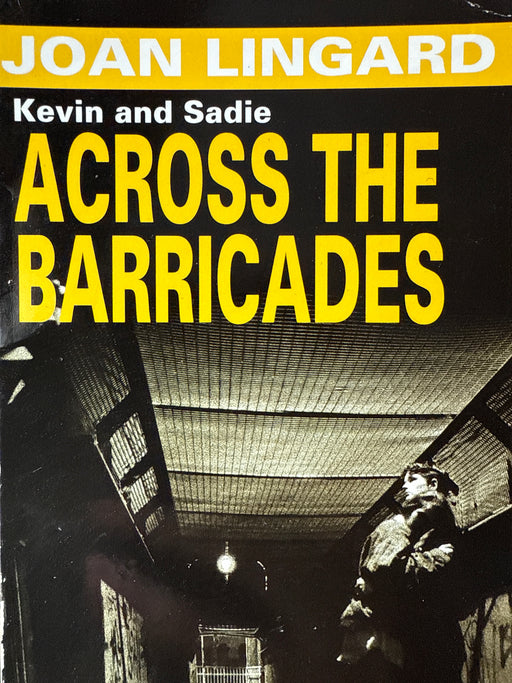 Across the barricades (Pocket) - Bokia.no