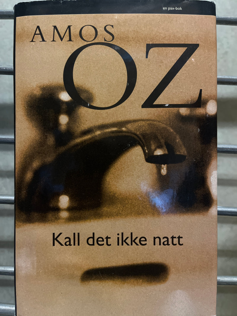 Kall det ikke natt (Innbundet) - Bokia.no