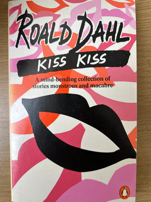 Kiss Kiss (Pocket) - Bokia.no