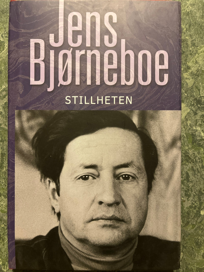 Bokomslag for Stillheten av Jens Bjørneboe, samlede verker i innbundet utgave, med tittel og forfatter på forsiden