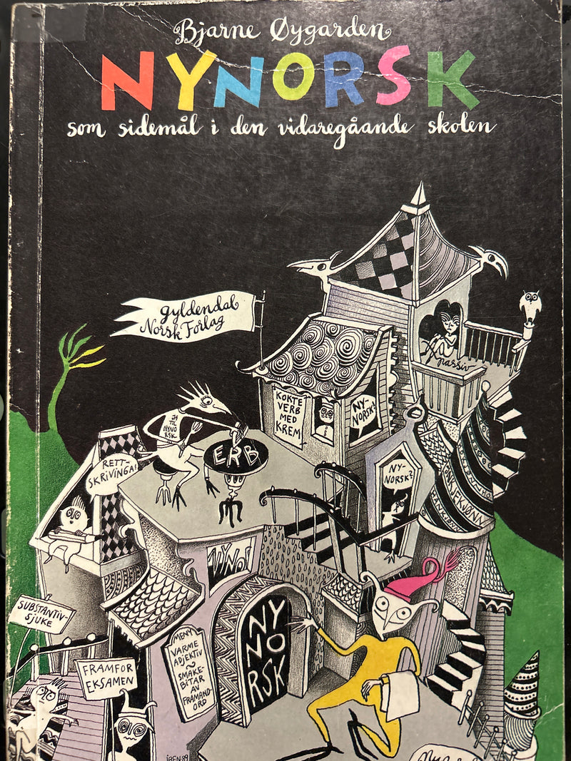 Bokomslag for "Nynorsk: som sidemål i den vidaregåande skolen" av Gyldendal, VGS, norsk lærebok med blått og hvitt design.