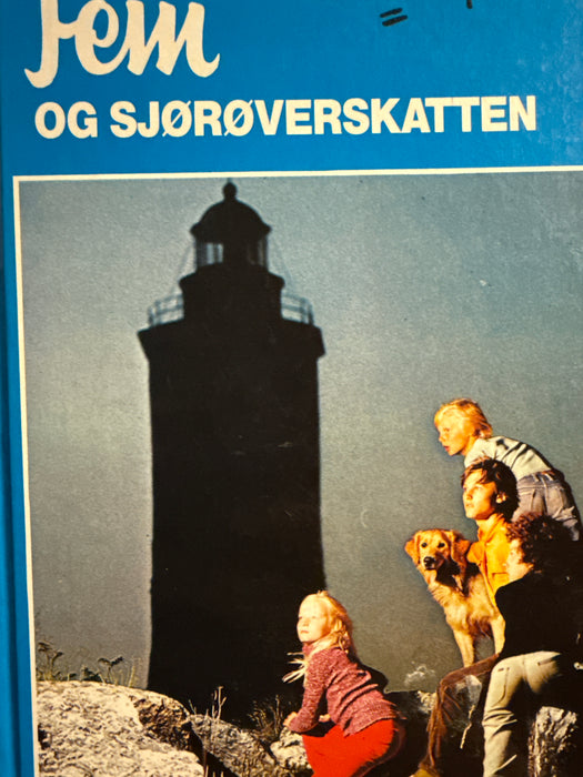 Fem og sjørøverskatten (Innbundet) - Bokia.no