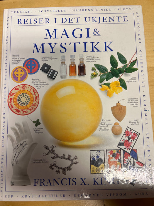 Magi og mystikk (Innbundet) - Bokia.no