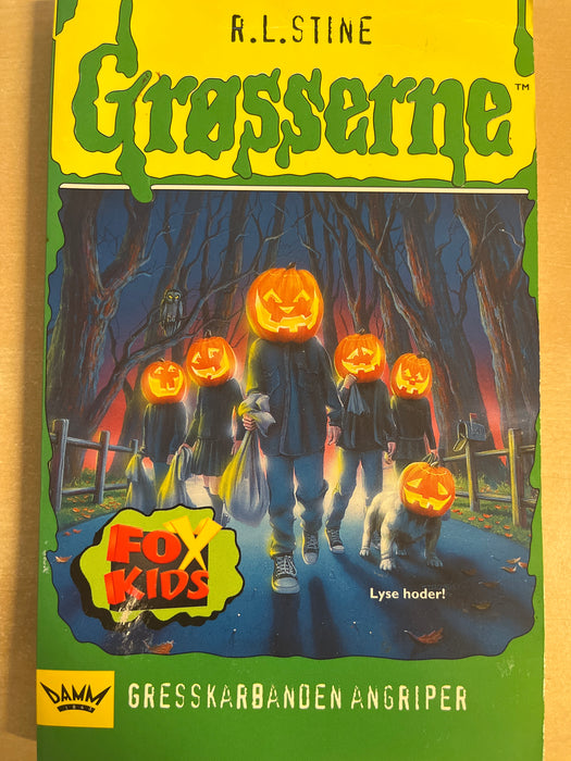 Gresskarbanden angriper (Pocket) - Bokia.no