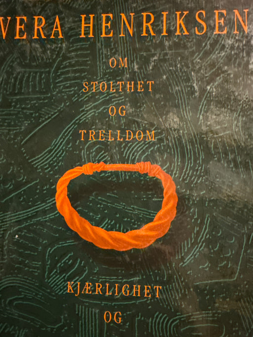 Sagaens kvinner (Innbundet) - Bokia.no