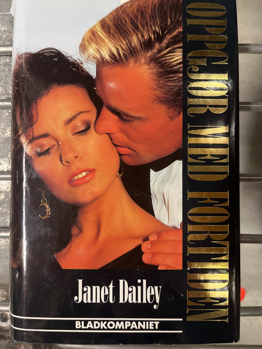 Oppgjør med fortiden (Innbundet) - Bokia.no