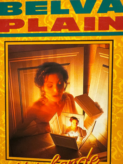 Hviskende stemmer (Innbundet) - Bokia.no