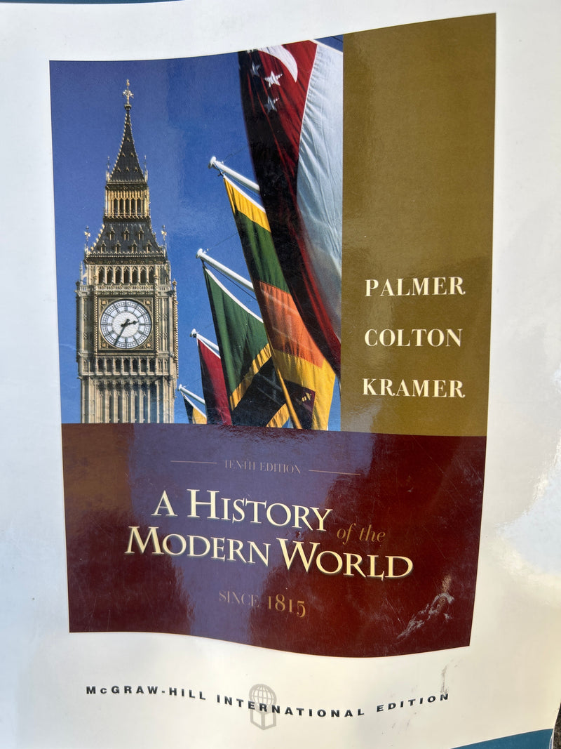 Bokomslag av "A History of the Modern World" pocketutgave, historiebok utgitt av McGraw-Hill, med tittel og design synlig.