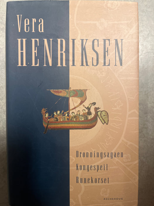 Dronningsagaen (Innbundet) - Bokia.no