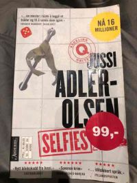 Selfies 9788232037384  Brukte bøker