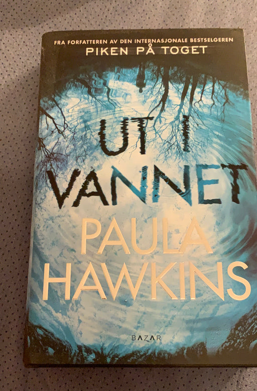 Ut i vannet 9788252587715  Brukte bøker