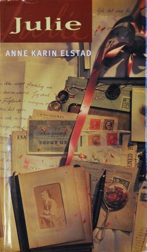 Julie (Innbundet) - Bokia.no