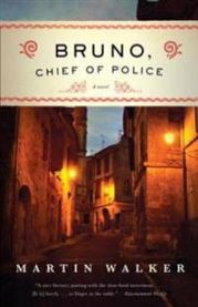 Bruno, Chief of Police: A Mystery of the French Countryside 9780307454690 Martin Walker Brukte bøker