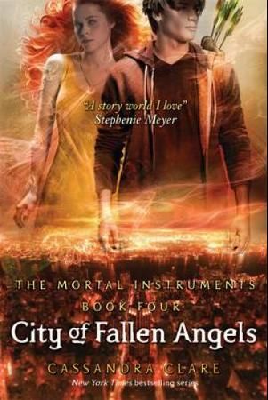 City of fallen angels 9781406328677 Cassandra Clare Brukte bøker
