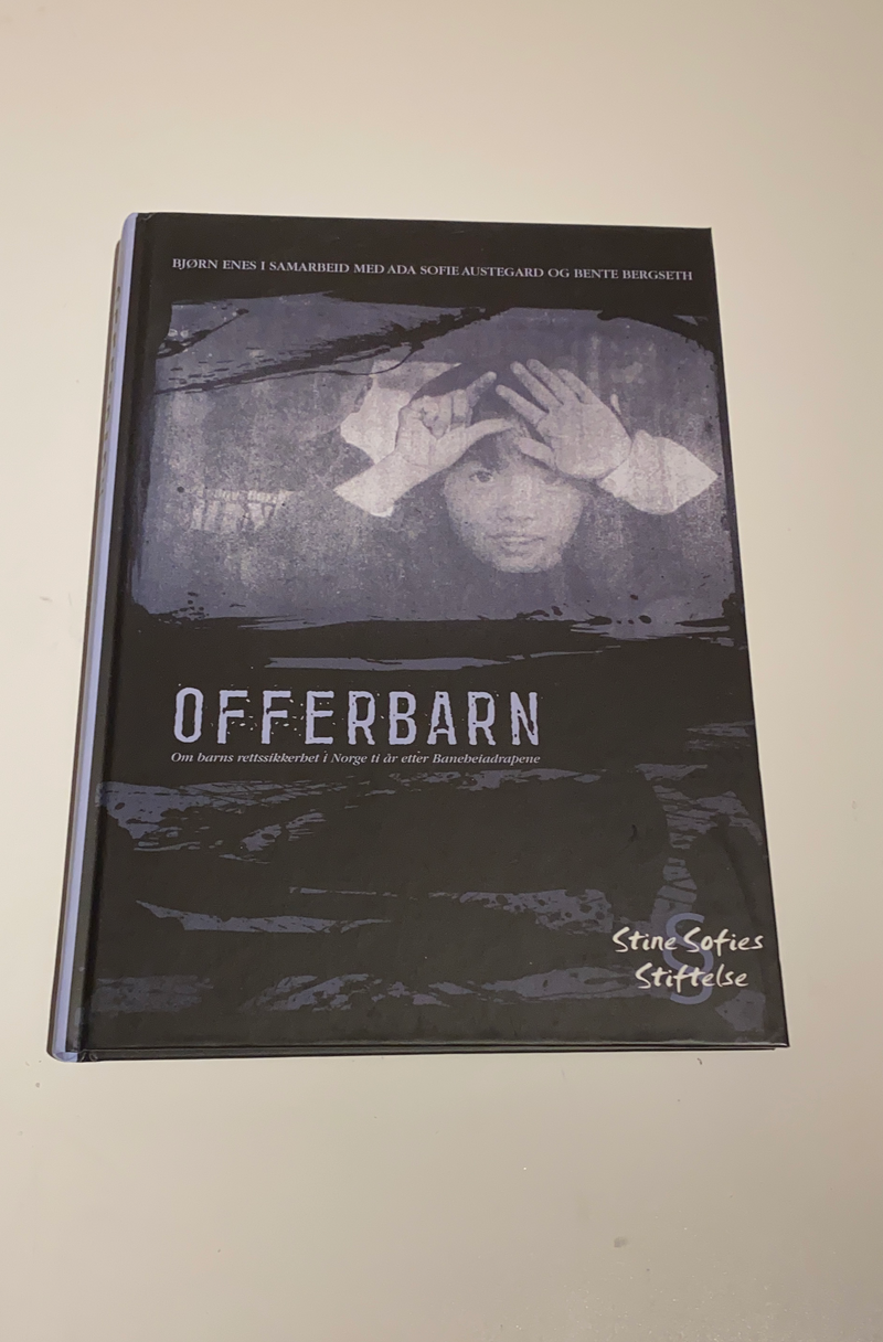 Offerbarn: om barns rettssikkerhet i Norge ti år etter baneheiadrapene - Bokia.no