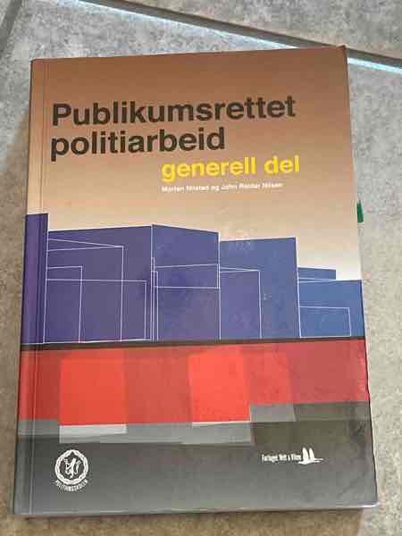 Publikumsrettet politiarbeid : generell del - Bokia.no
