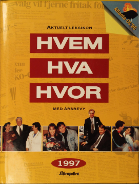 Bokomslag for "Hvem, hva, hvor" av Aftenposten, Schibsted, innbundet oppslagsbok med informasjon og fakta.