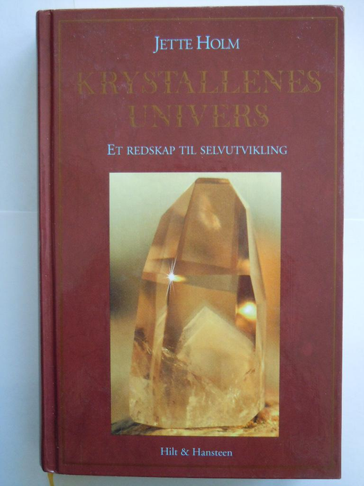 Krystallenes univers : et redskap til selvutvikling (Innbundet) - Bokia.no