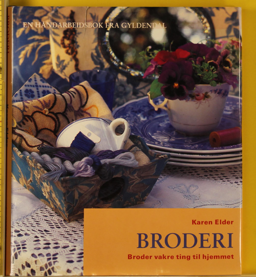 Broderi (Innbundet) - Bokia.no