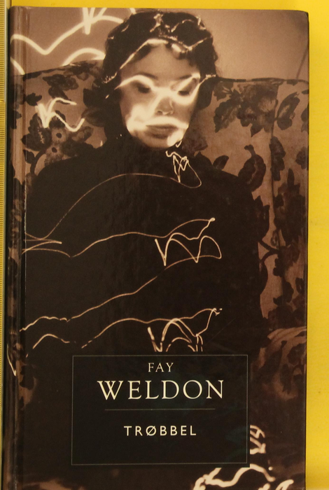 Trøbbel (Innbundet) - Bokia.no