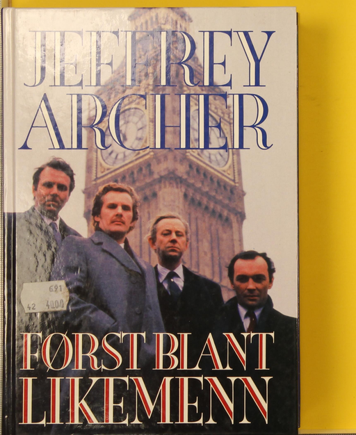 Først blant likemenn (Innbundet) - Bokia.no