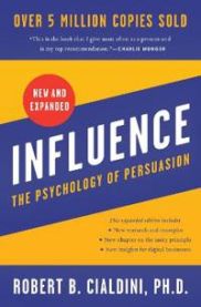 Influence, New and Expanded: The Psychology of Persuasion 9780062937650 Robert B Cialdini Brukte bøker
