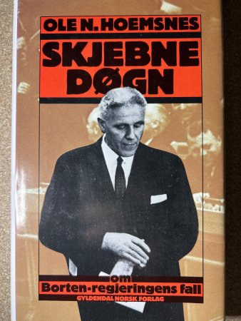 Skjebnedøgn 9788205169210 Ole N. Hoemsnes Brukte bøker