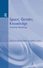 Space, Gender, Knowledge: Feminist Readings 9780340677926  Brukte bøker