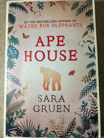 The ape house 9781444715996 Sara Gruen Brukte bøker