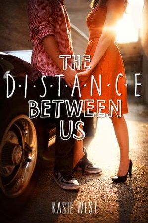The distance between us 9780062235657 Kasie West Brukte bøker