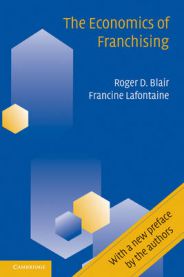 The Economics of Franchising 9780521775892 Roger D. Blair Francine Lafontaine Brukte bøker