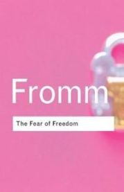 The Fear of Freedom 9780415253888 Erich Fromm Brukte bøker