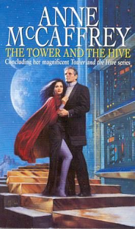 The tower and the hive 9780552146296 Anne McCaffrey Brukte bøker