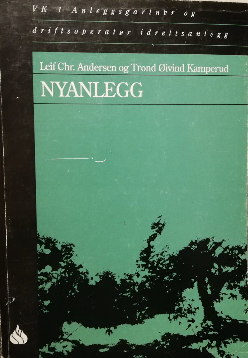 VGS Nyanlegg fra Fag og kultur, bilde av en nybygd struktur med treverk og verktøy, klar for bruk.