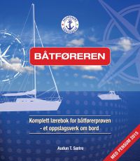 Båtfører: komplett lærebok for båtførerprøven, en bok fra Bokia.no med veiledning for båtførere.