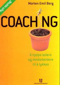 Bilde av en person som gir coaching til ledere og medarbeidere for å fremme suksess innen personalledelse og HRM.