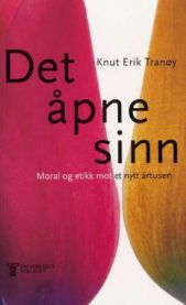 Åpent sinn: Filosofi-bok om moral og etikk med tittelen "Det åpne sinn" fra Universitetsforlaget, vist med bokomslag.