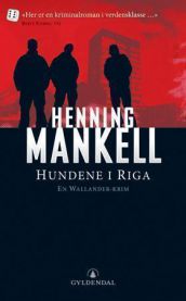 Bokomslag for "Hundene i Riga" av Gyldendal, en geografikvalifikator med illustrasjon av hunder og Riga bylandskap.