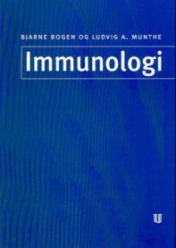 Bilde av immunologi-bok fra Universitetsforlaget innen medisin og sykepleie, med vitenskapelige diagrammer og tekst.