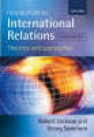 Pocket bok om internasjonale relasjoner, teorier og tilnærminger, utgitt av Oxford University Press.