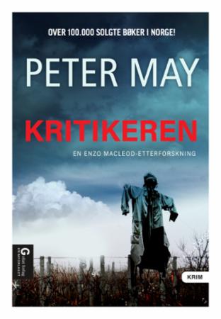 Bilde av "Kritikeren (Pocket)", oversatt skjønnlitteratur for voksne, utgitt av Bonnier Norsk Forlag AS.