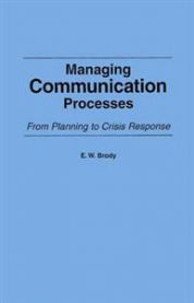 Bokomslag for "Managing Communication Processes" av Praeger Publishers, viser diagrammer og tekst om kommunikasjon i organisasjoner.