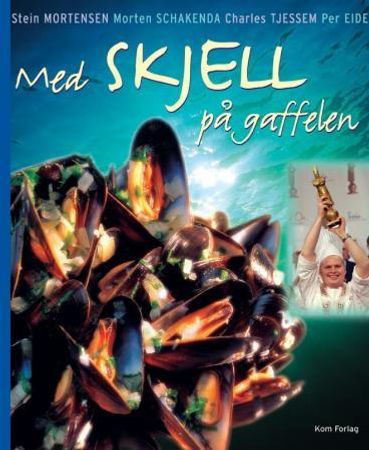 Med skjell på gaffelen