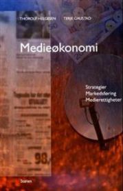 Illustrasjon av medieøkonomi og strategier innen medievitenskap, med vekt på markedsføring og medie rettigheter.